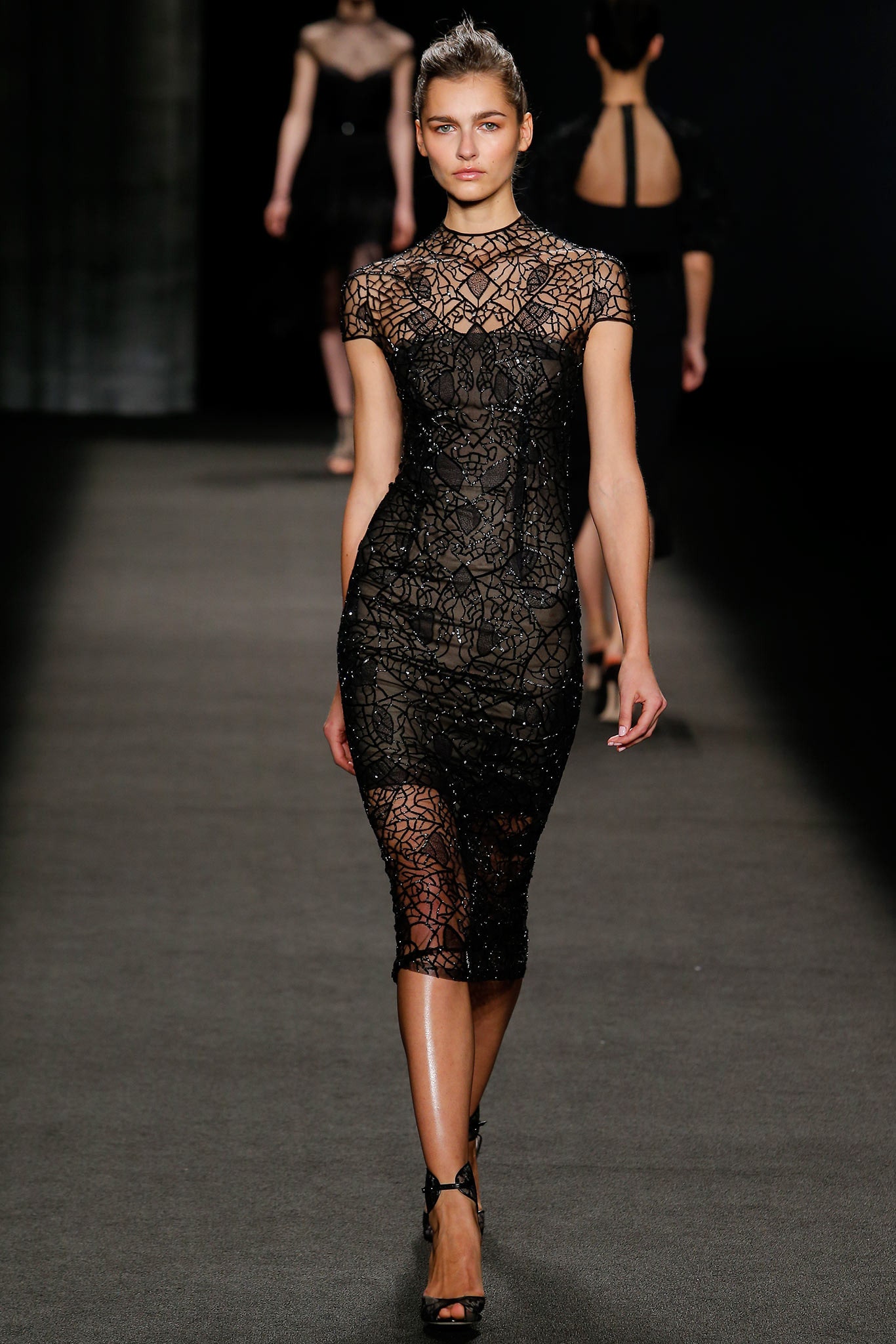 Monique Lhuillier F/W 14 Look 2