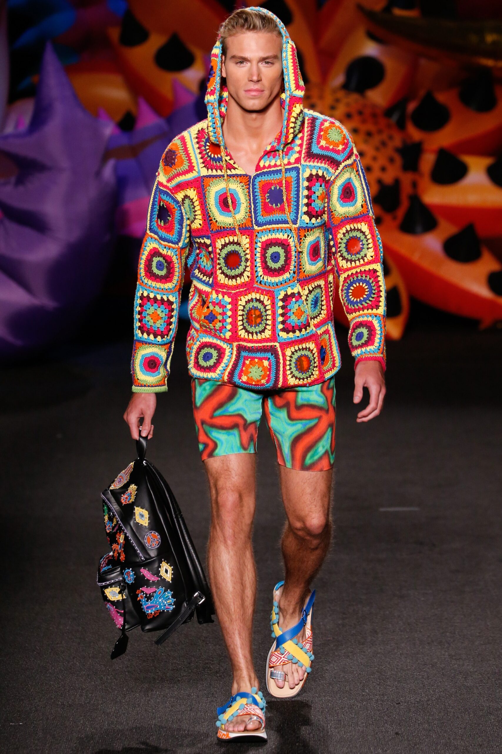Moschino S/S 17 Menswear Look 53