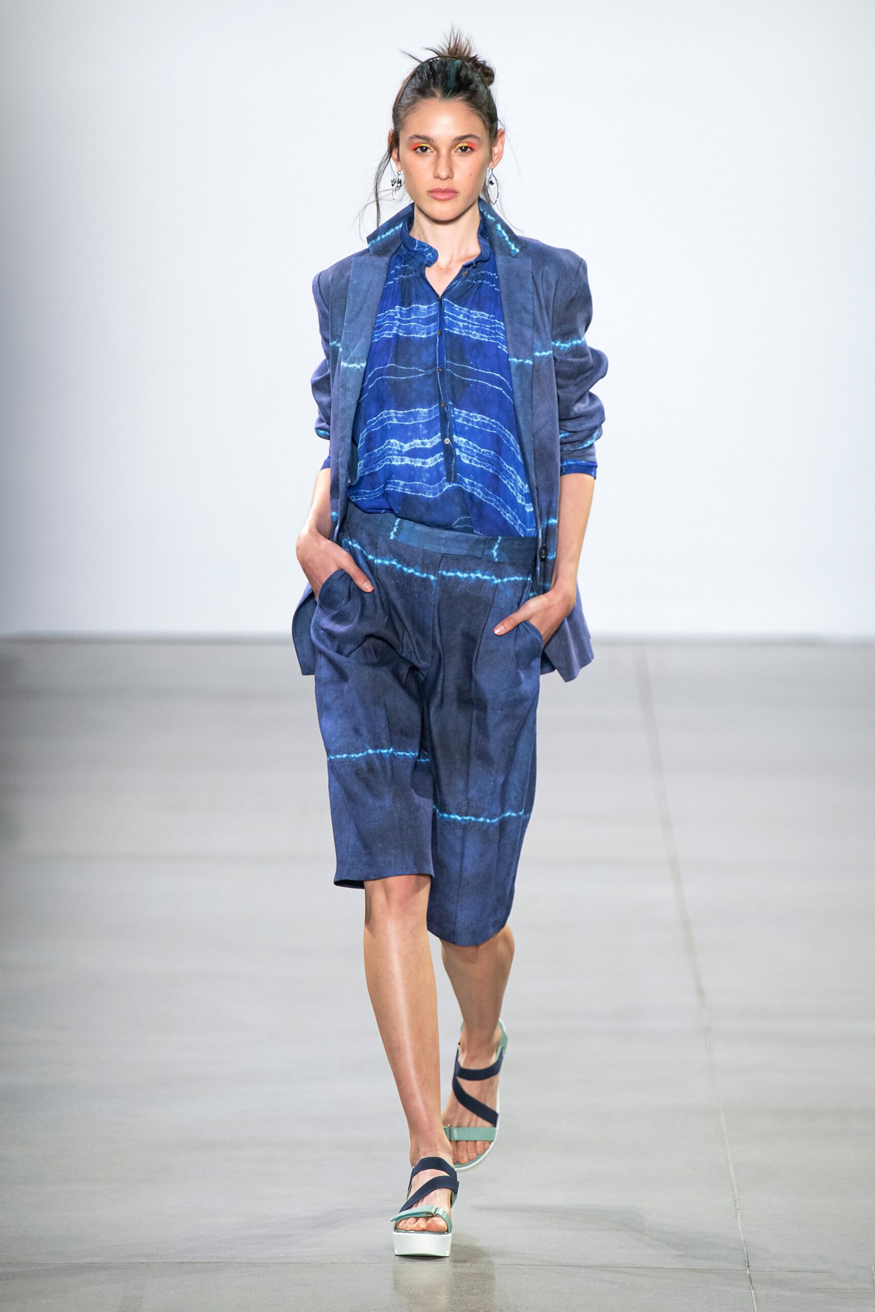 Nicole Miller S/S 20 Look 11
