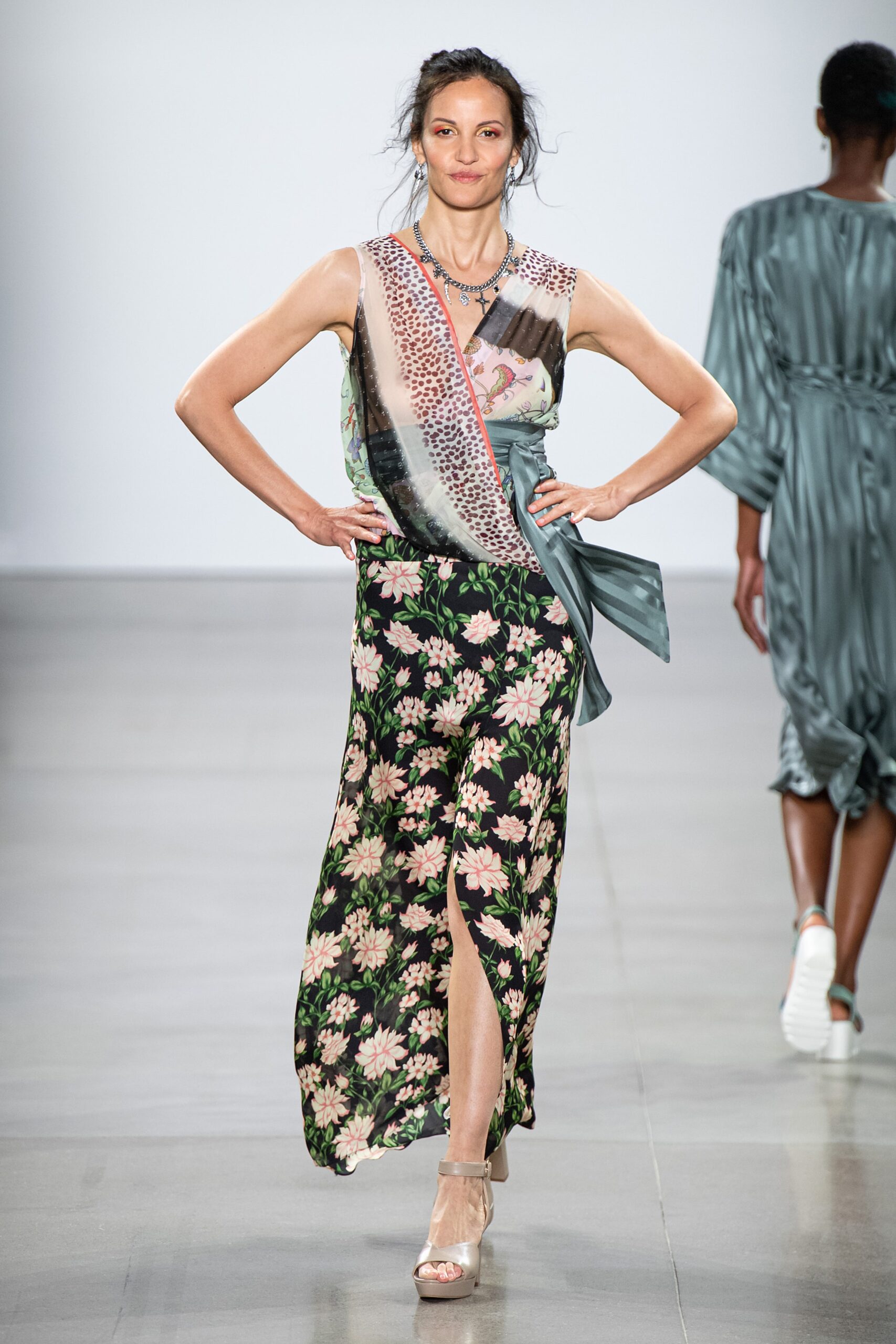 Nicole Miller S/S 20 Look 23