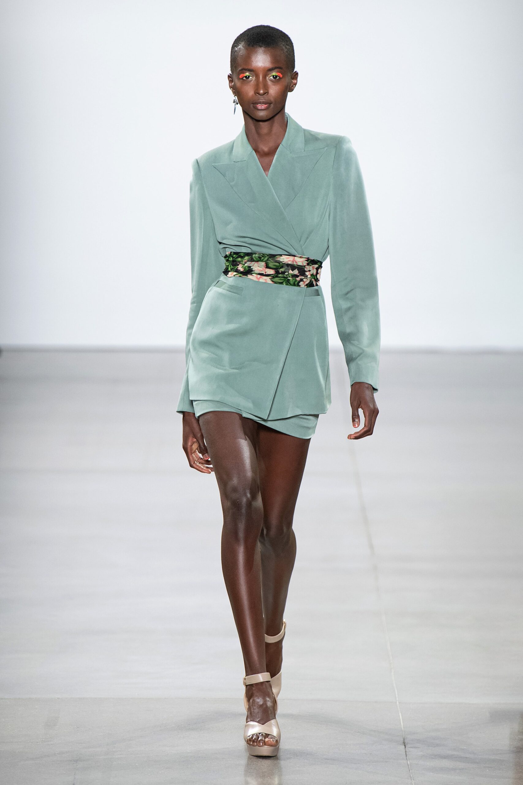 Nicole Miller S/S 20 Look 25