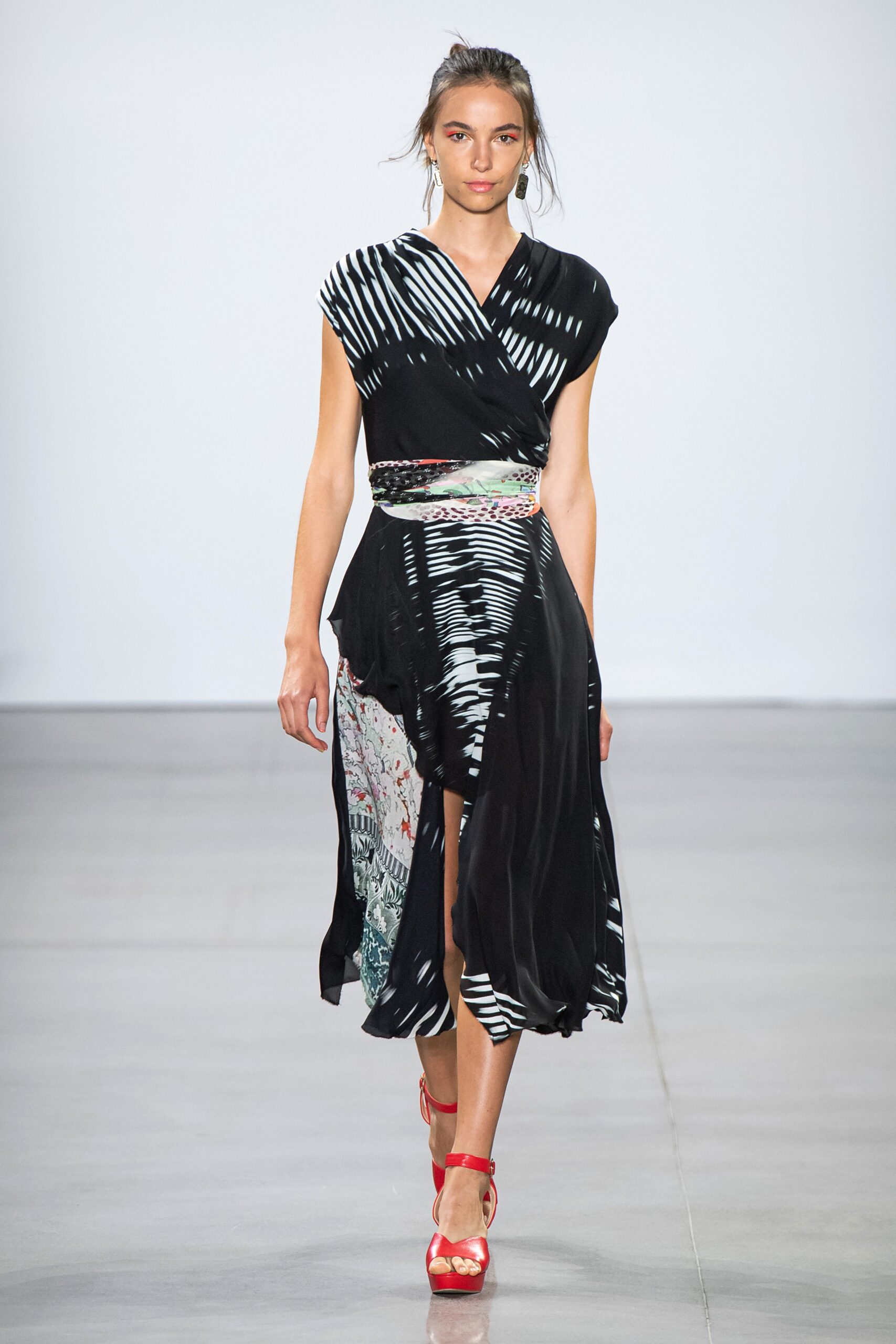 Nicole Miller S/S 20 Look 27