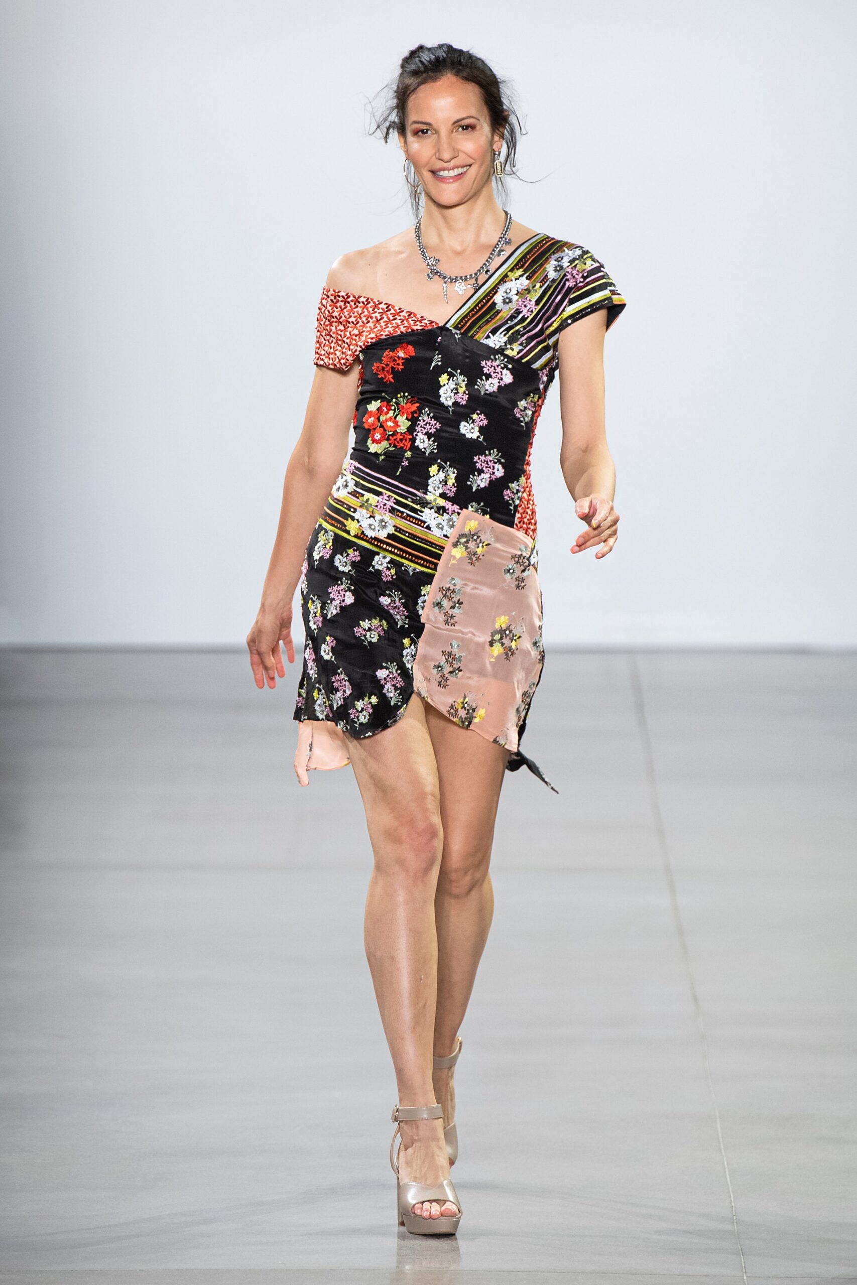 Nicole Miller S/S 20 Look 34