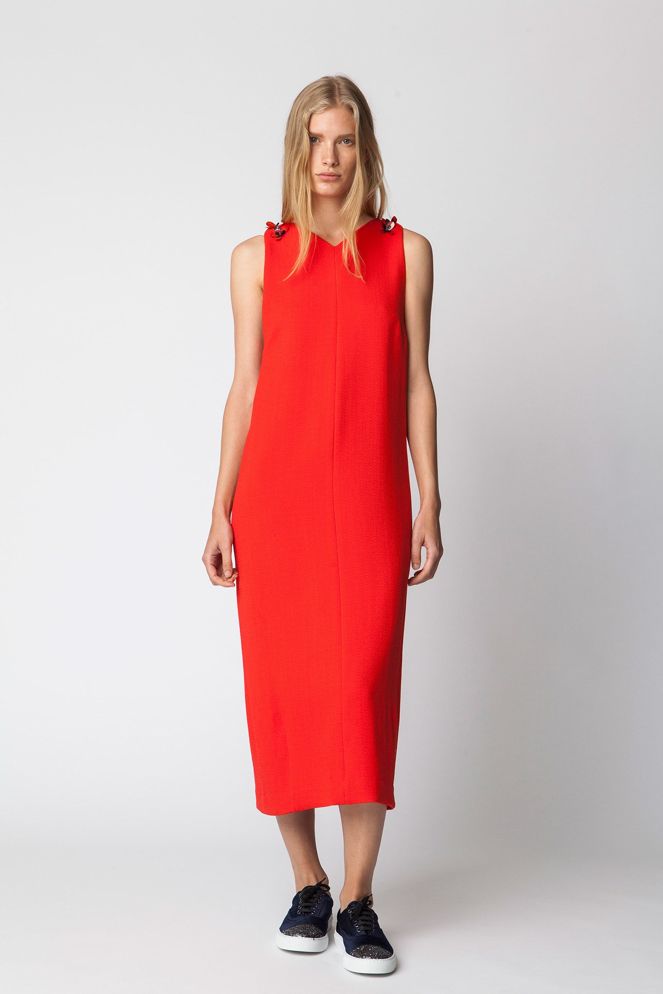 Mother of Pearl Resort 15 Look 4