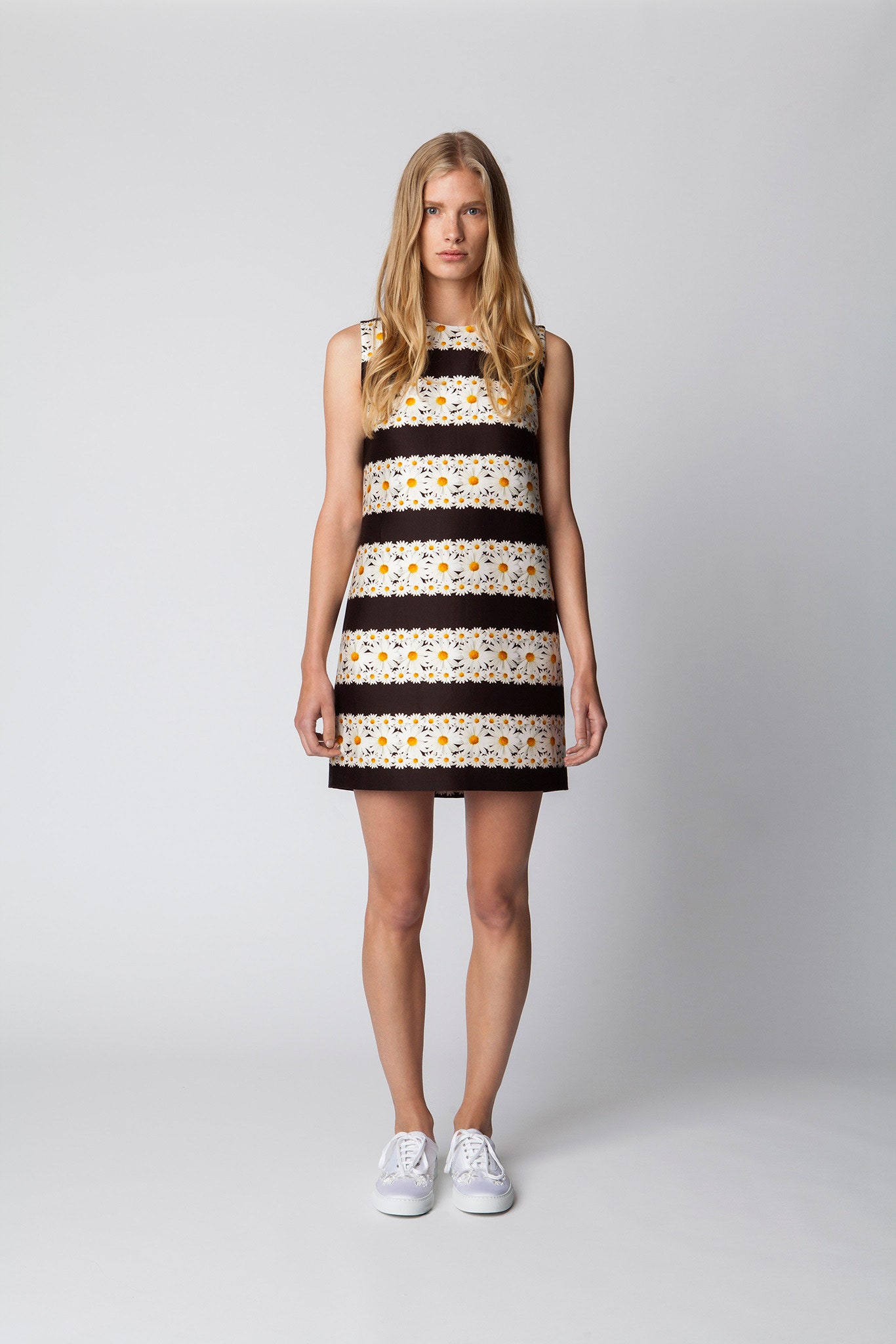 Mother of Pearl Resort 15 Look 16