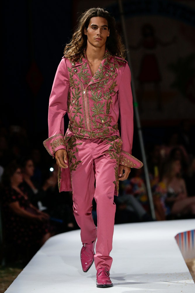 Moschino S/S 19 Menswear Look 14