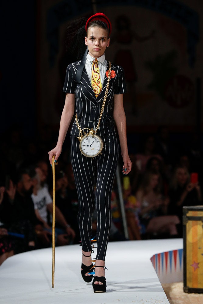 Moschino S/S 19 Menswear Look 21