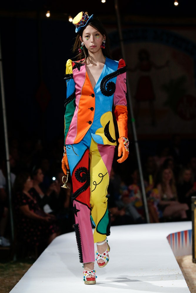 Moschino S/S 19 Menswear Look 27