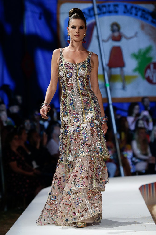 Moschino S/S 19 Menswear Look 42