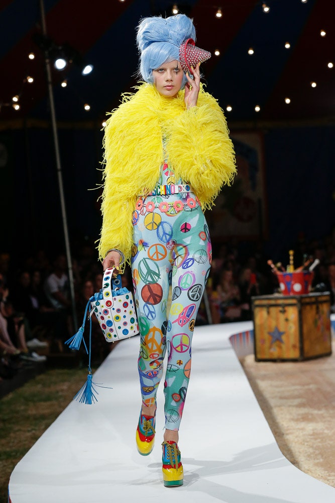 Moschino S/S 19 Menswear Look 52