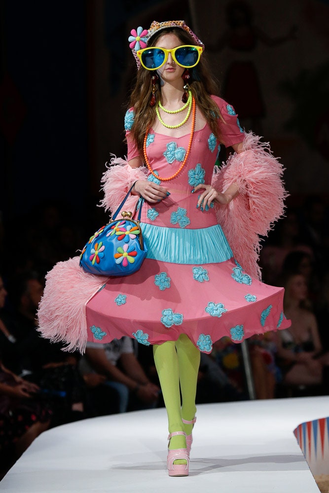 Moschino S/S 19 Menswear Look 60