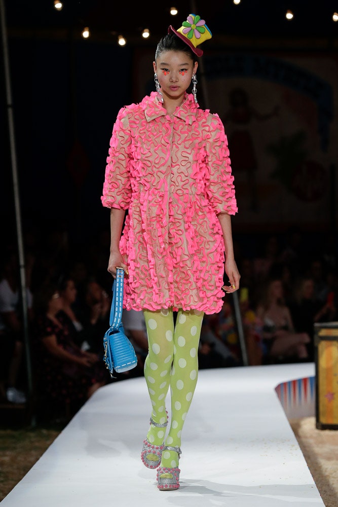 Moschino S/S 19 Menswear Look 63