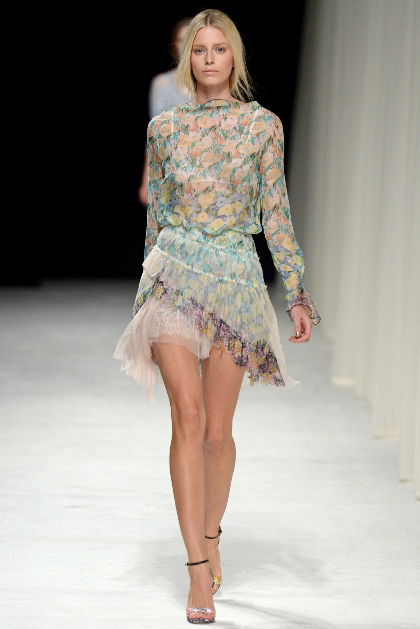 Nina Ricci S/S 14 Look 36