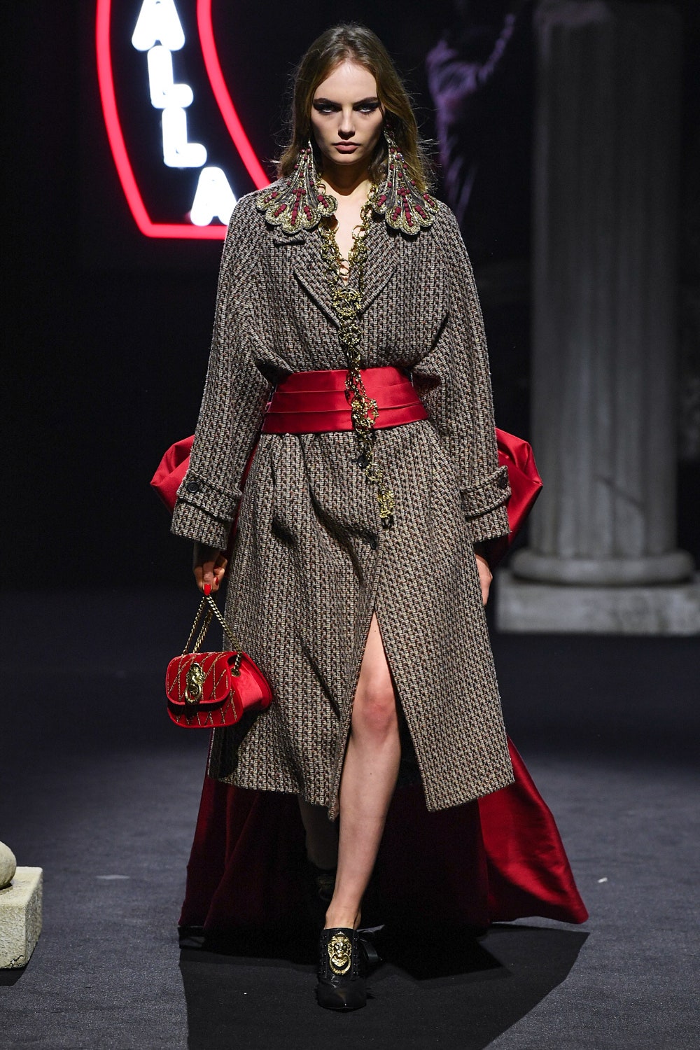 Moschino Fall 2019 Menswear