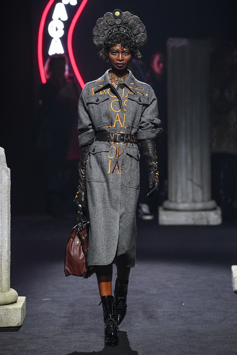 Moschino F/W 19 Menswear Look 10