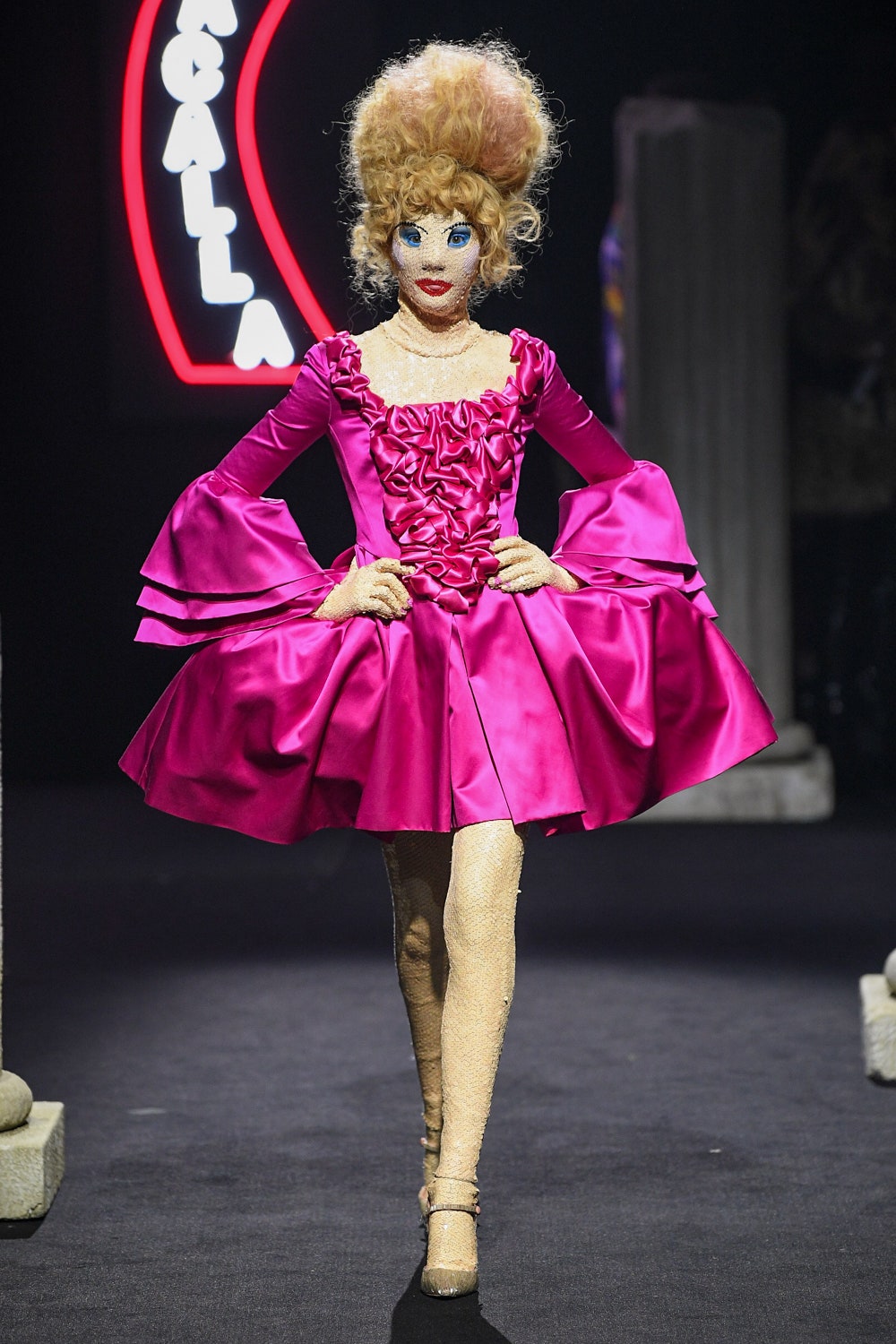 Moschino F/W 19 Menswear Look 21