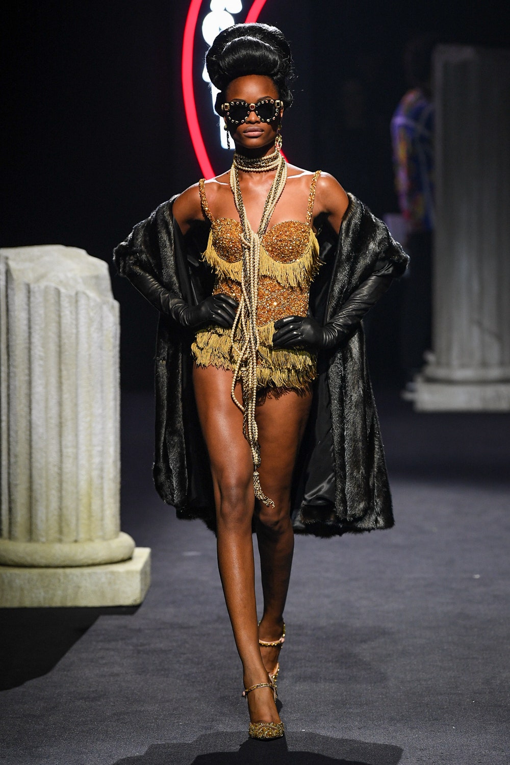 Moschino F/W 19 Menswear Look 28