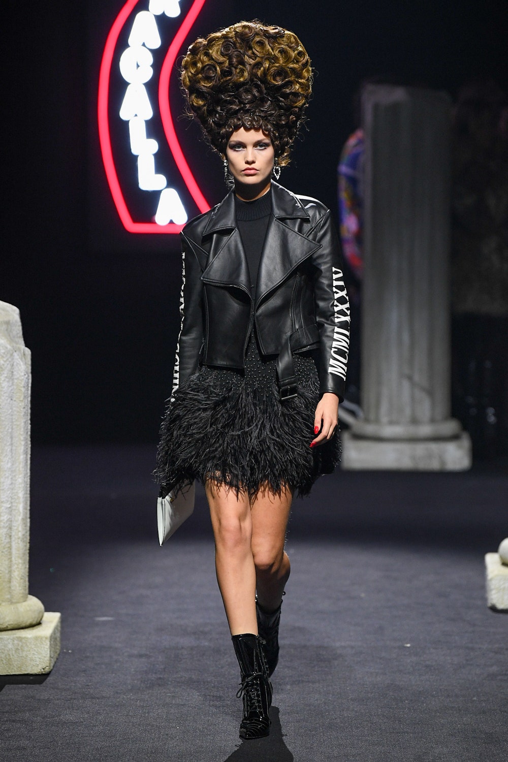 Moschino F/W 19 Menswear Look 41