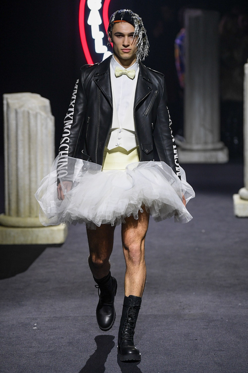 Moschino F/W 19 Menswear Look 44
