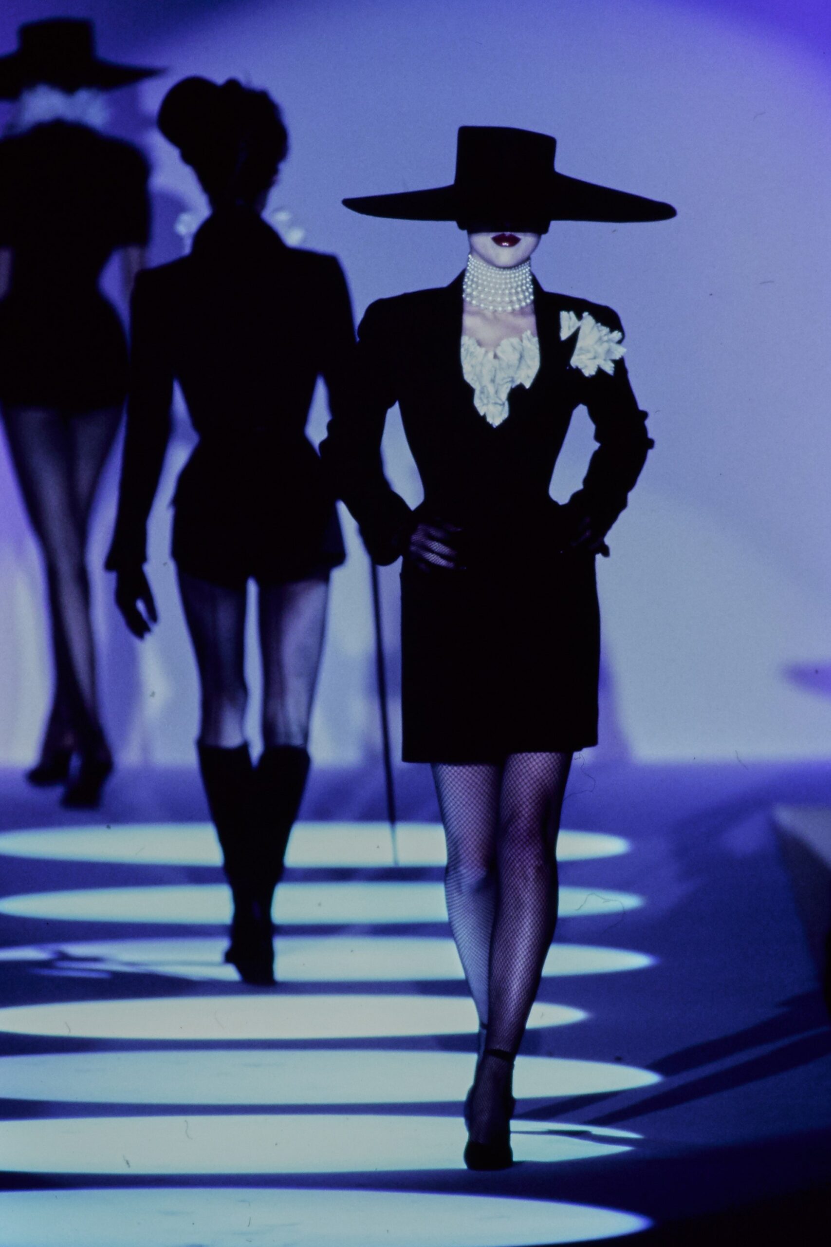 Mugler S/S 97 Couture Look 15