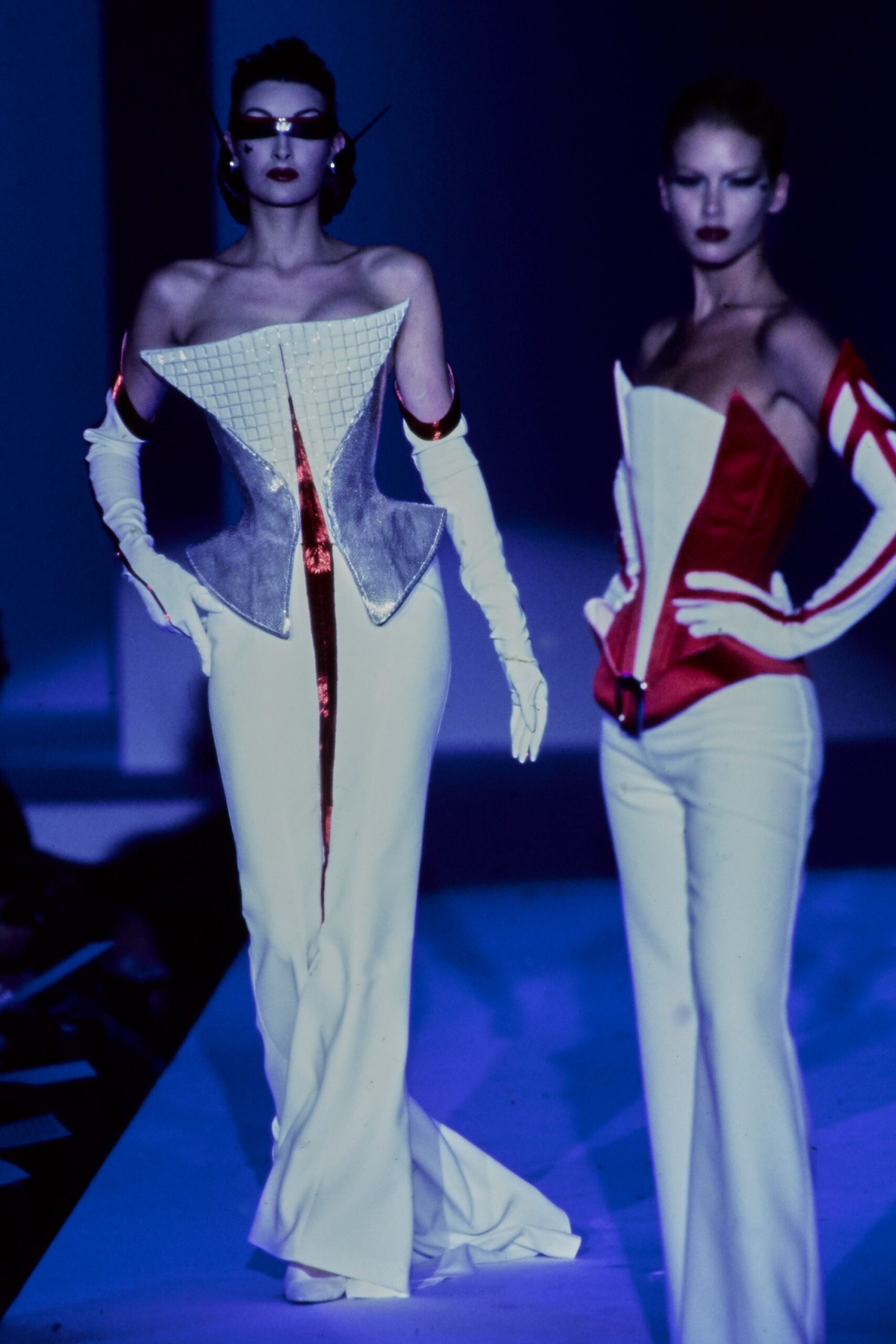 Mugler S/S 97 Couture Look 48