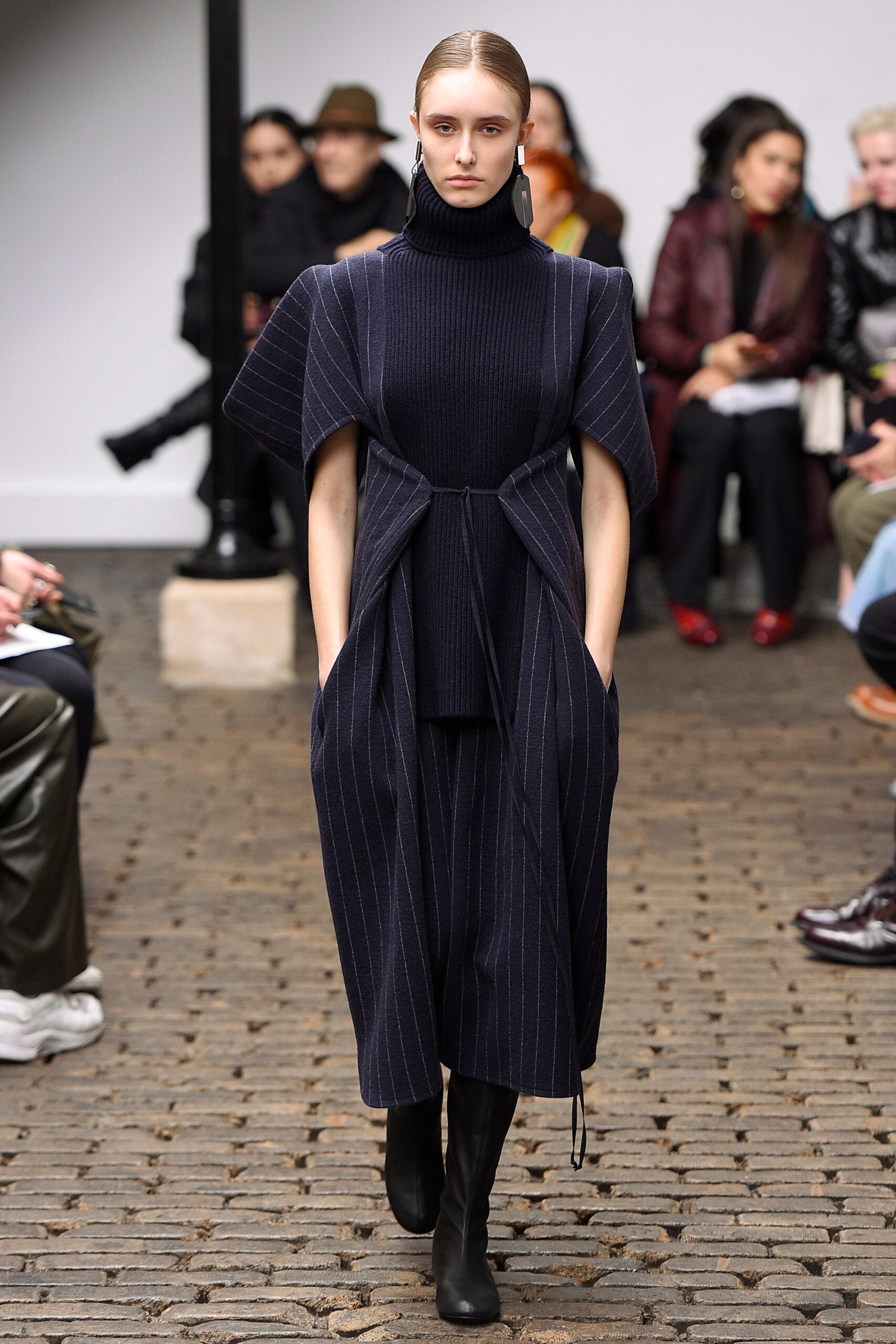 Nehera F/W 17 Look 14