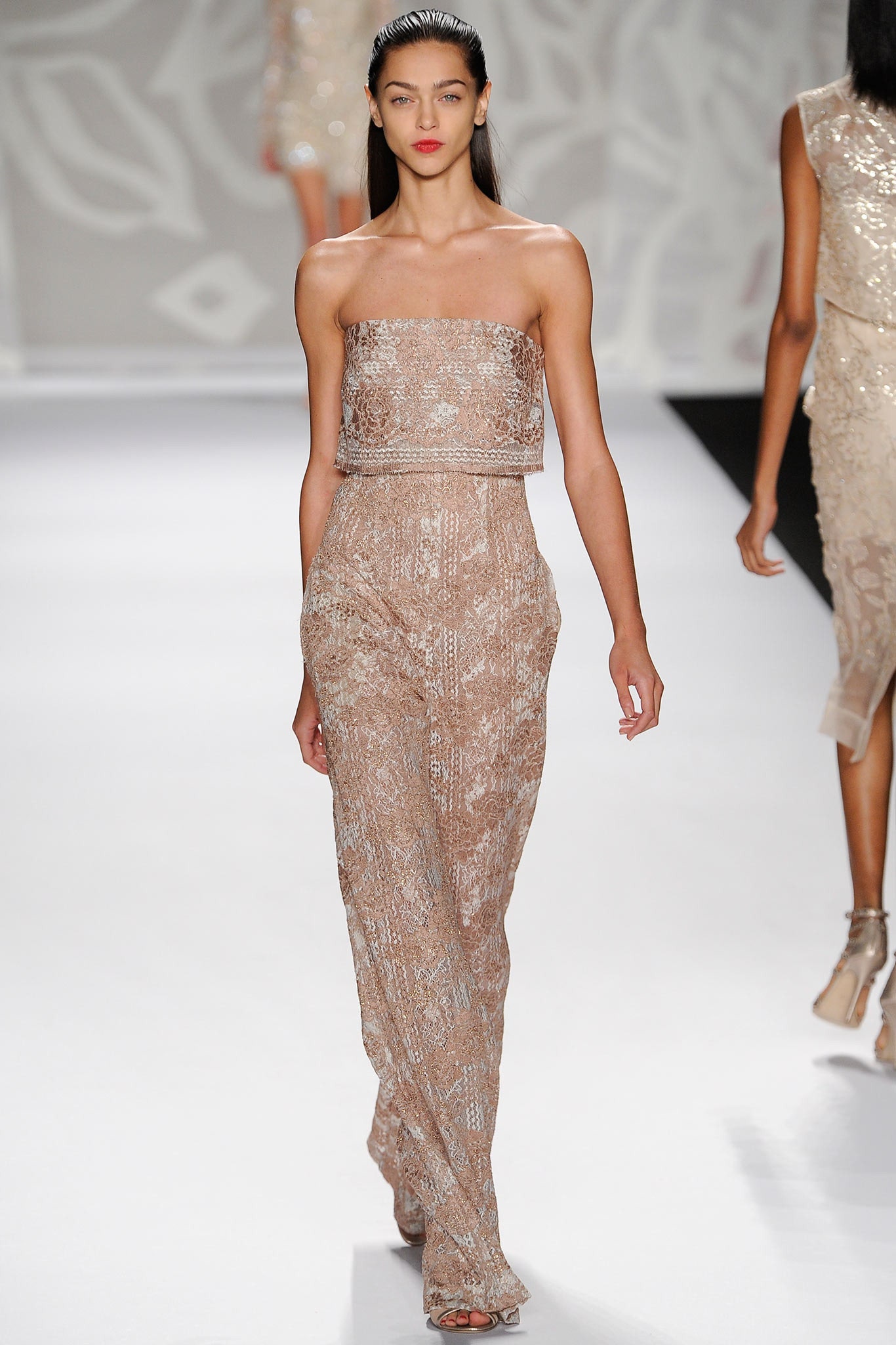 Monique Lhuillier S/S 14 Look 17