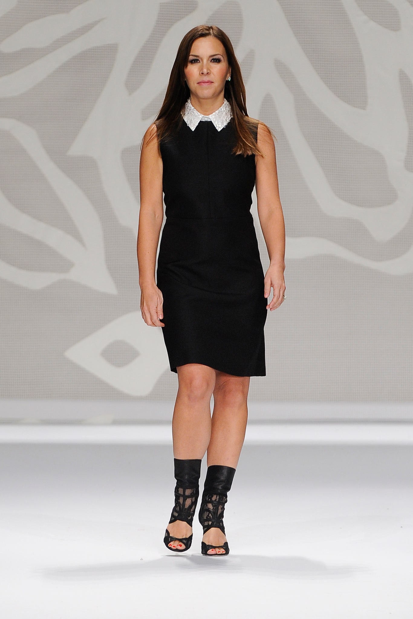 Monique Lhuillier S/S 14 Look 33