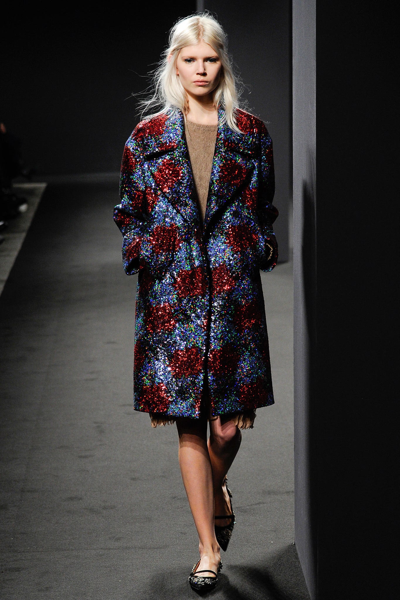 No. 21 F/W 14 Look 1