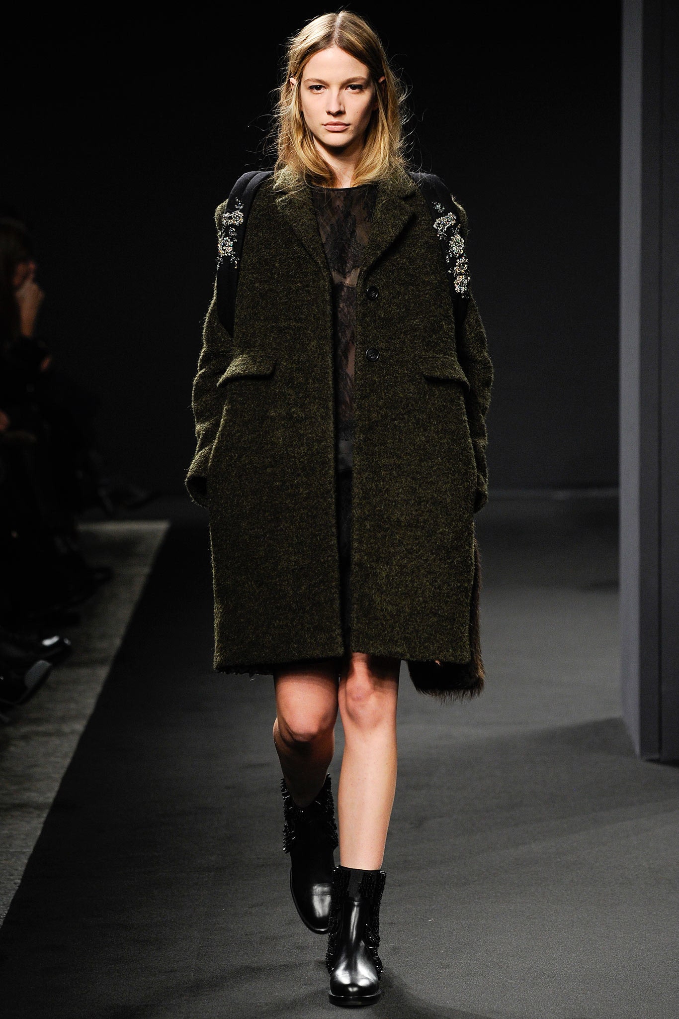 No. 21 F/W 14 Look 16