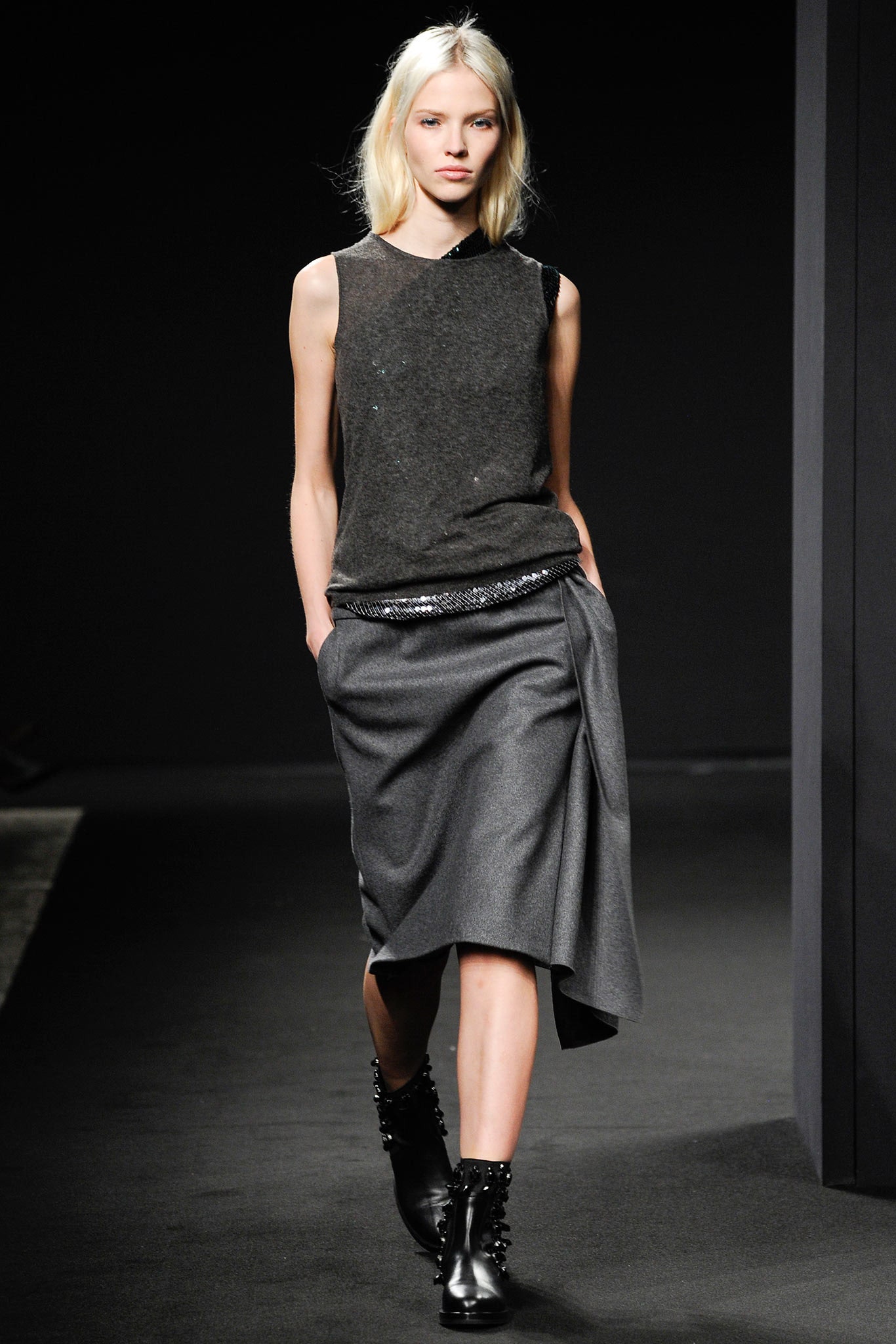 No. 21 F/W 14 Look 26