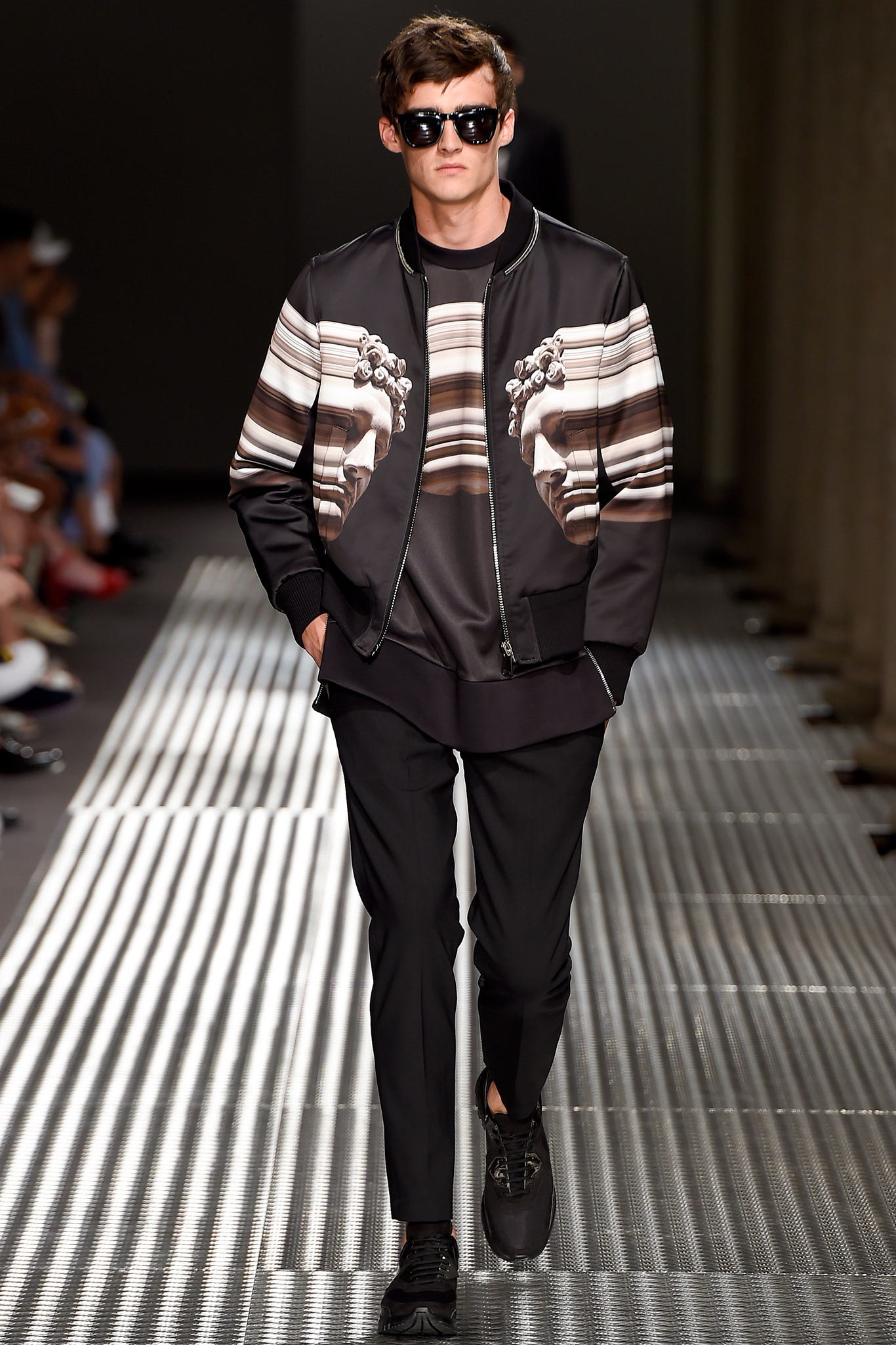 Neil Barrett S/S 15 Menswear Look 37