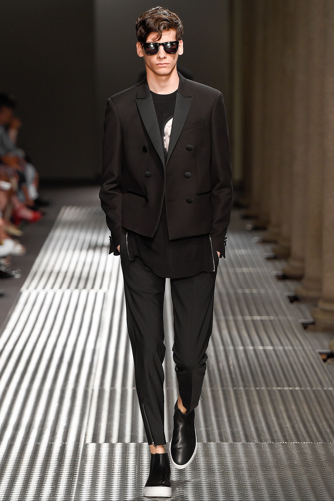 Neil Barrett S/S 15 Menswear Look 38