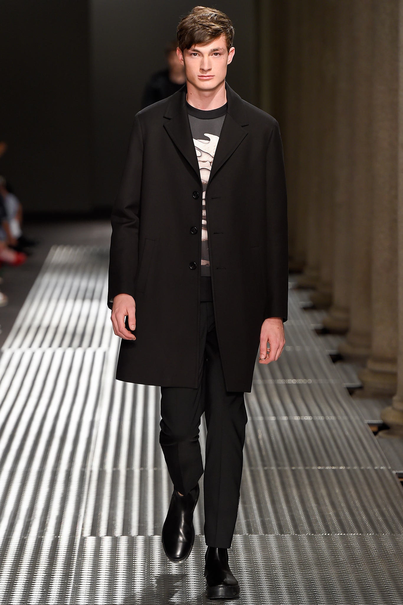 Neil Barrett S/S 15 Menswear Look 39