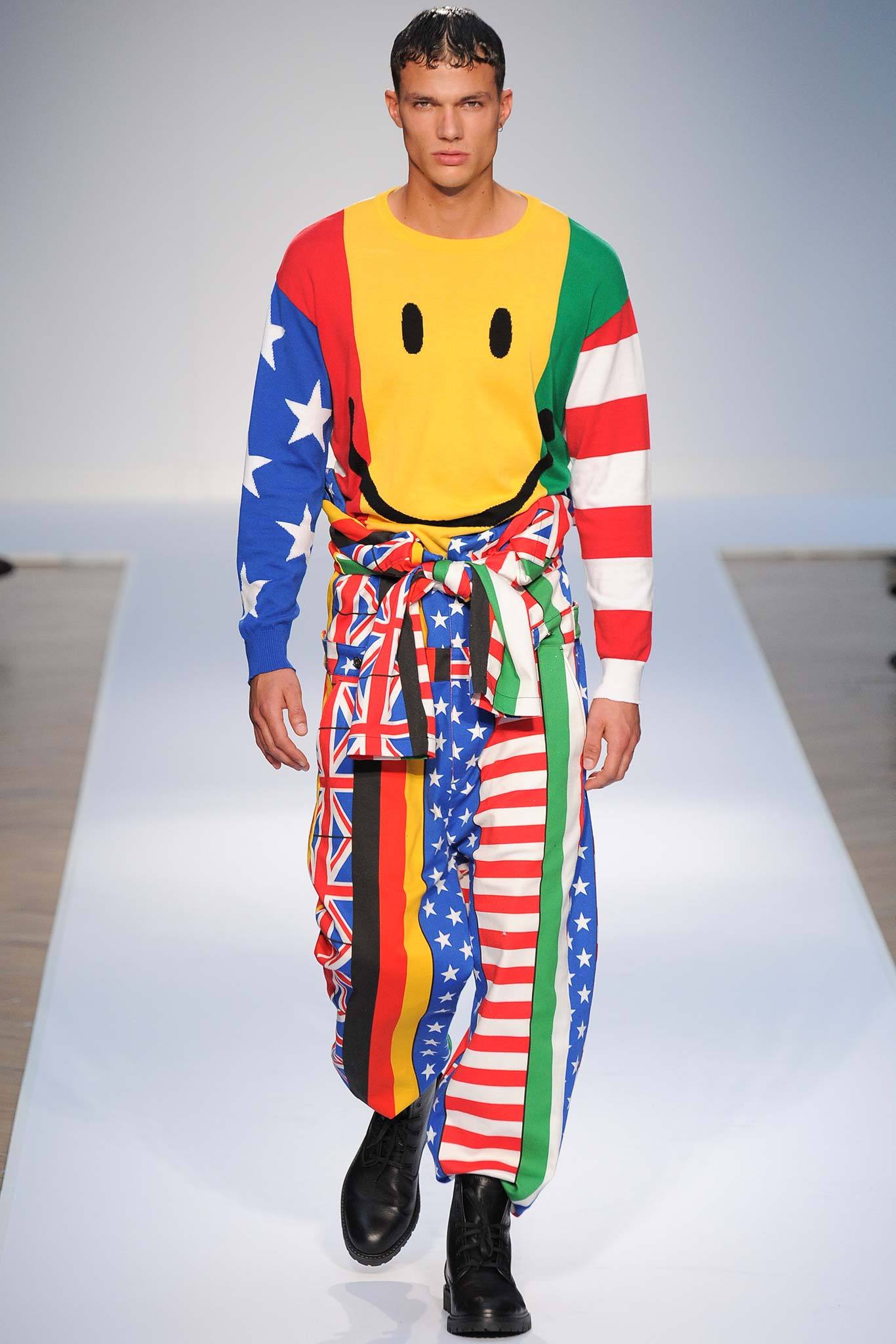Moschino S/S 15 Menswear Look 7