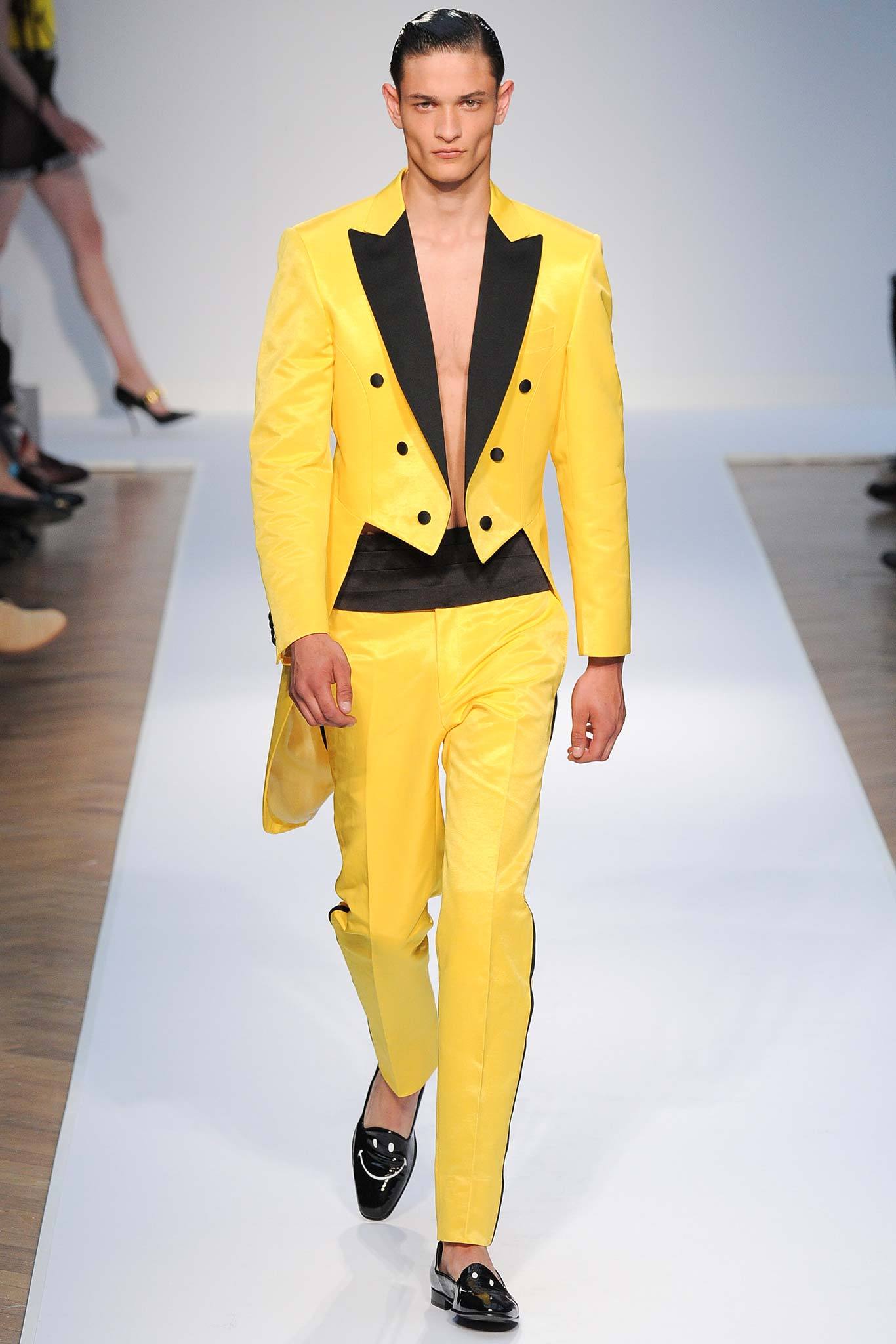 Moschino S/S 15 Menswear Look 11
