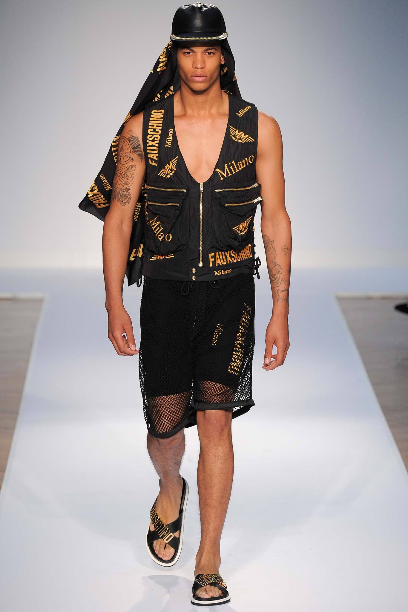 Moschino S/S 15 Menswear Look 23