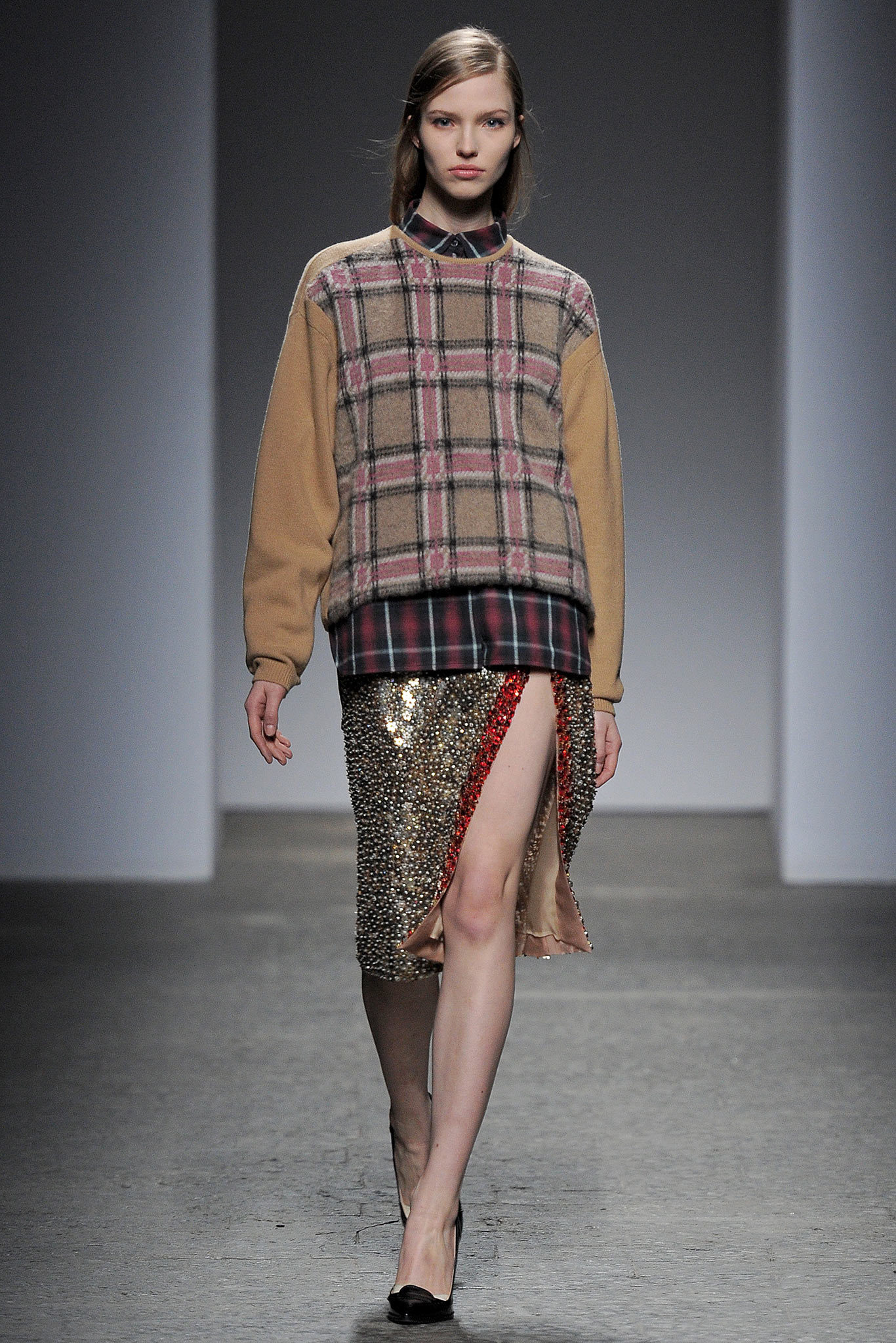 No. 21 Fall 2013 Ready-to-Wear
