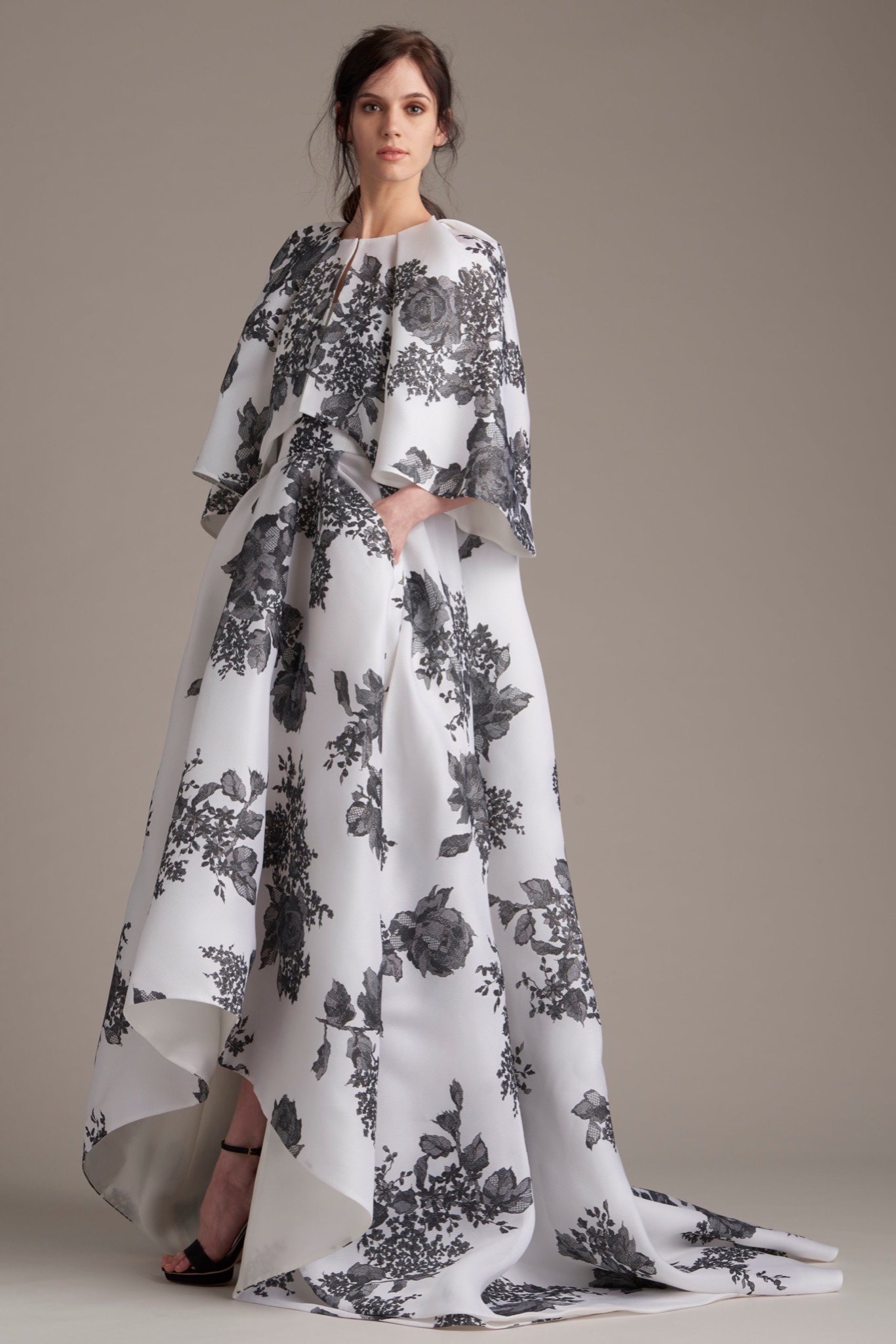 Monique Lhuillier Resort 16 Look 38