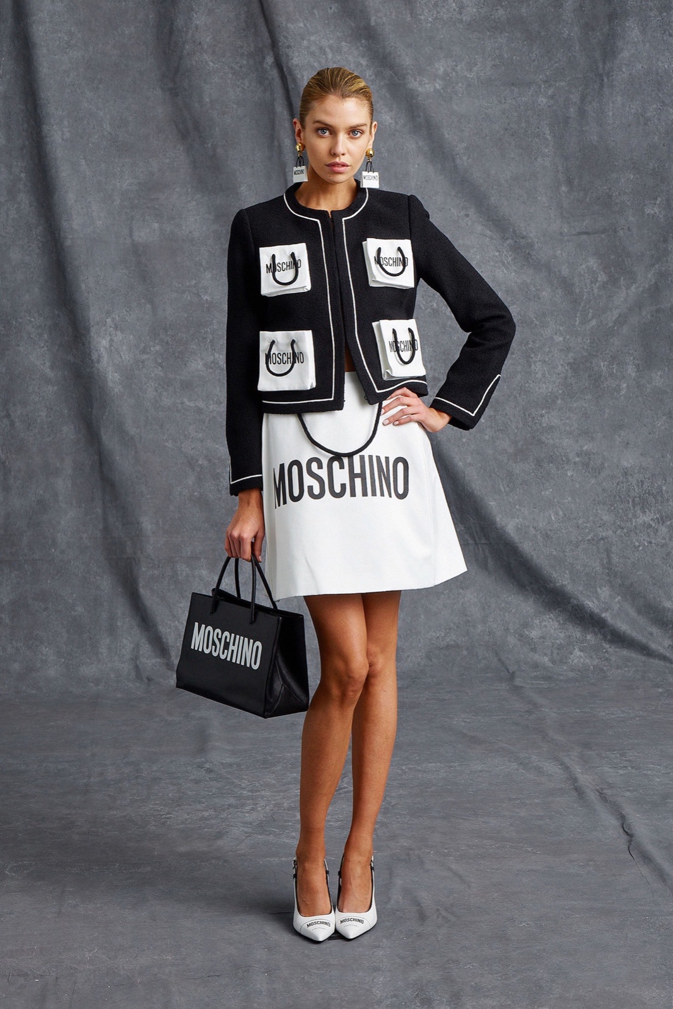 Moschino Resort 16 Look 20