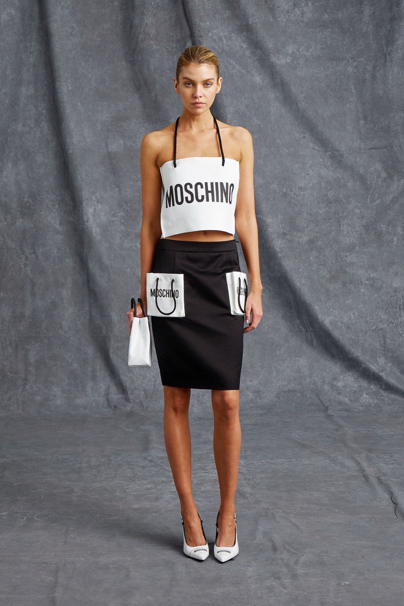 Moschino Resort 16 Look 22