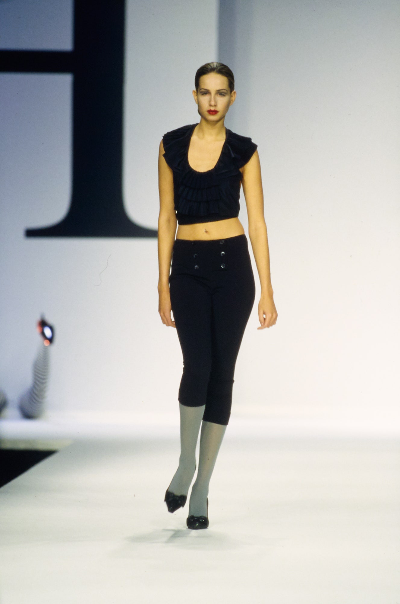 Moschino F/W 00 Look 15