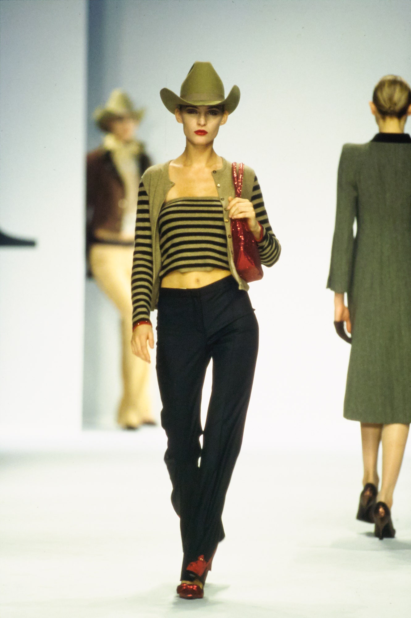 Moschino F/W 00 Look 50