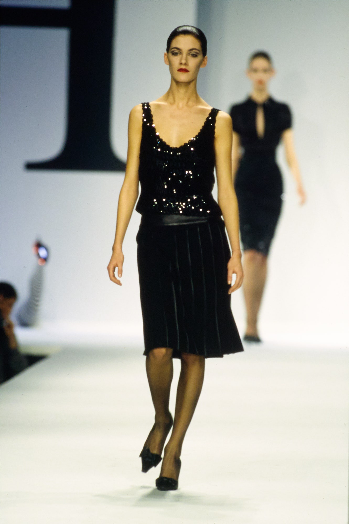 Moschino F/W 00 Look 62