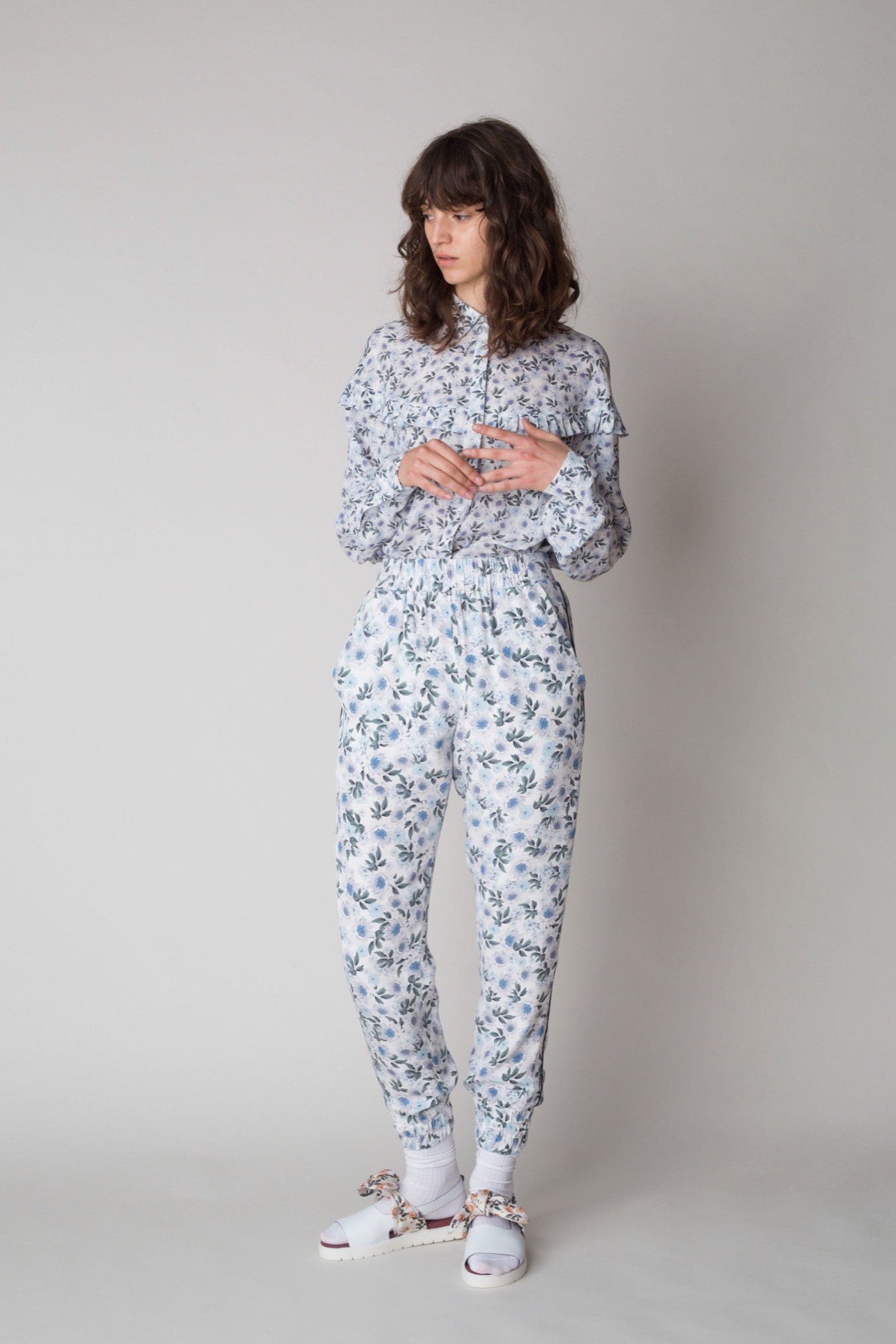 Mother of Pearl Resort 16 Look 11
