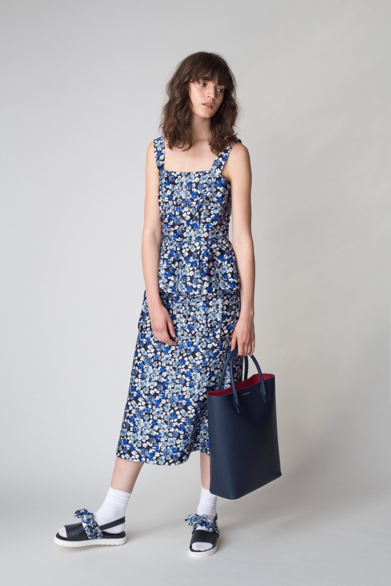 Mother of Pearl Resort 16 Look 12