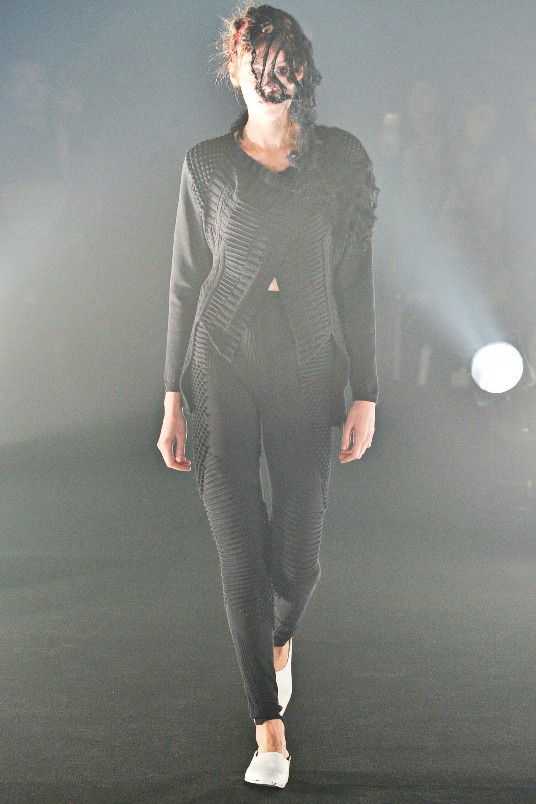 Motohiro Tanji Tokyo S/S 16 Look 6