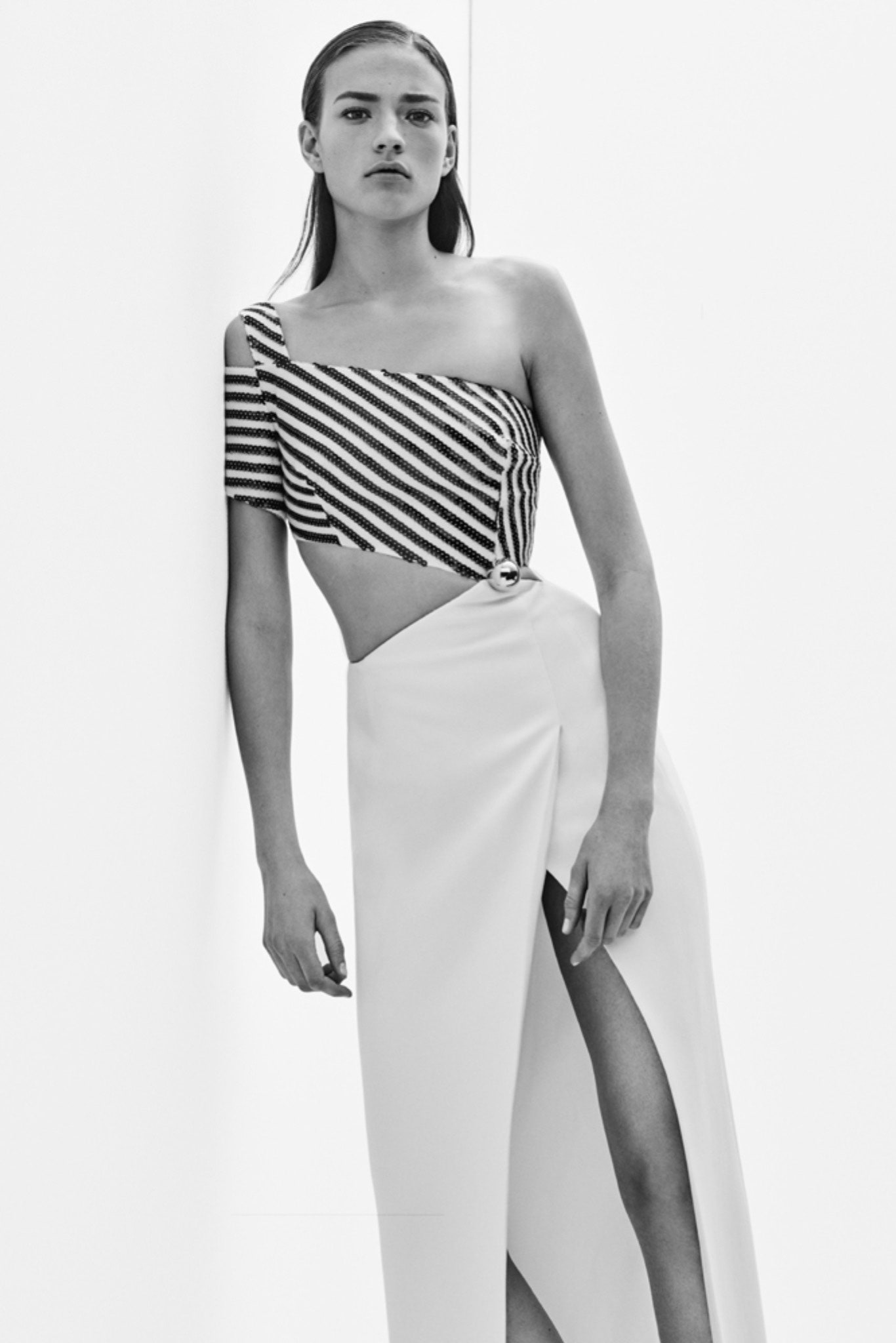 Mugler Resort 16 Look 26