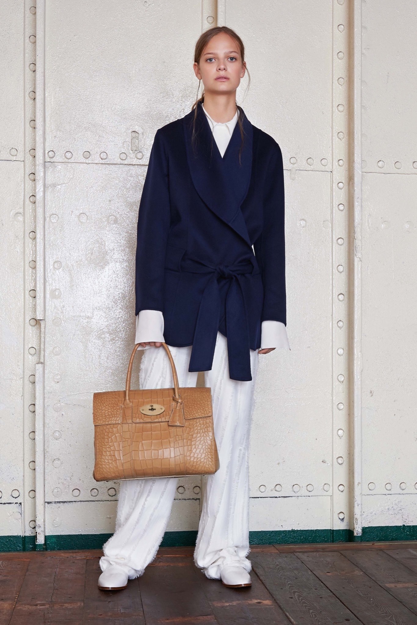 Mulberry Resort 16 Look 4
