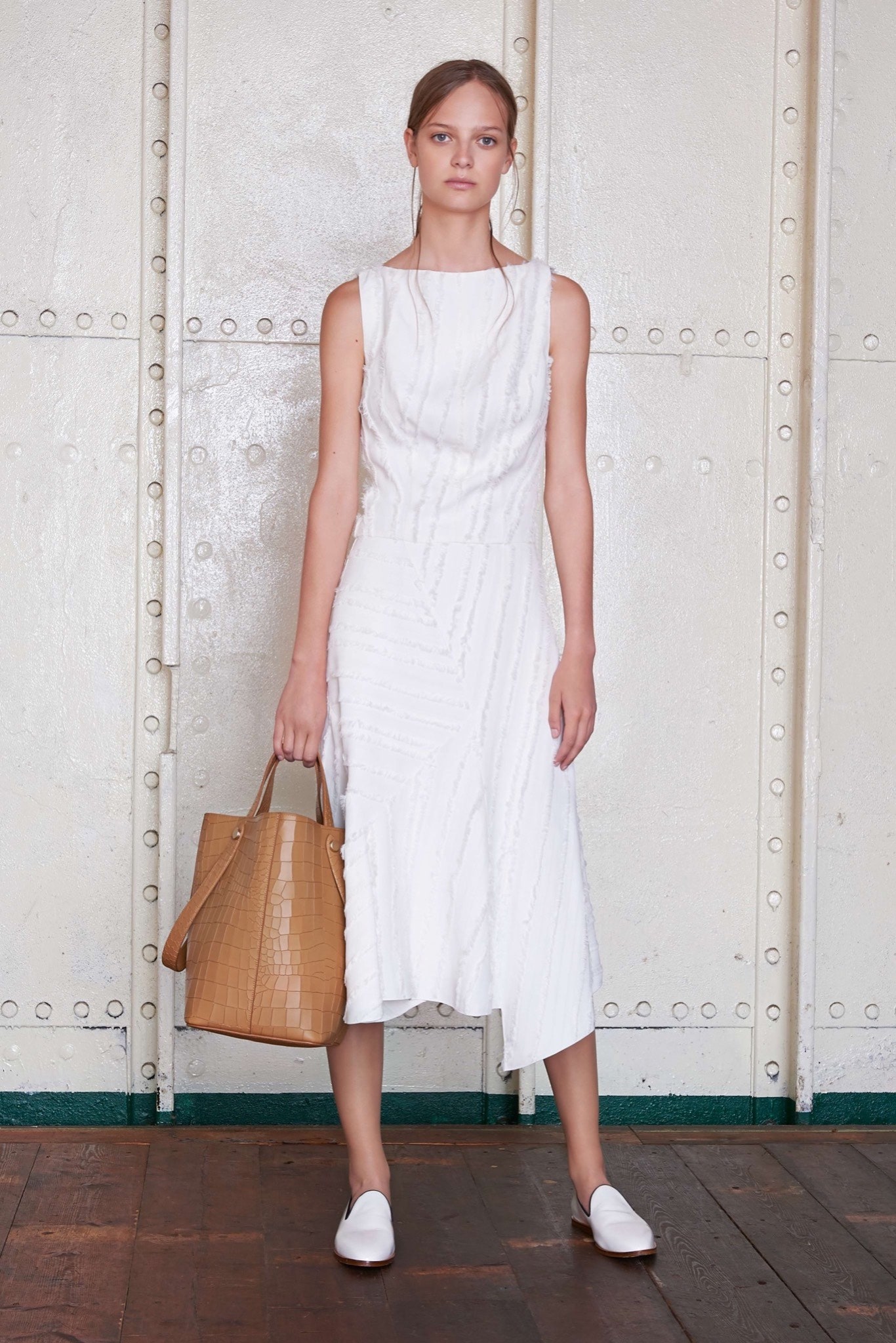 Mulberry Resort 16 Look 5